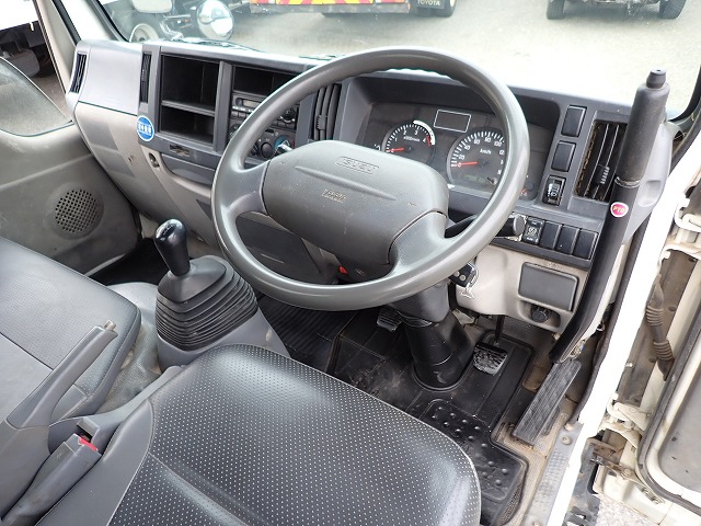 ISUZU Elf Truck