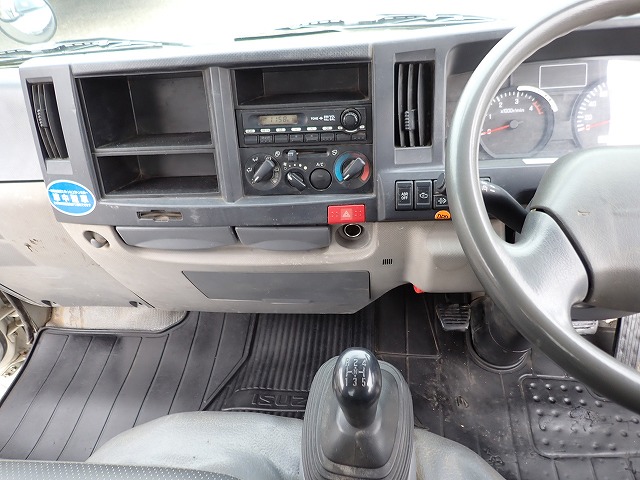 ISUZU Elf Truck