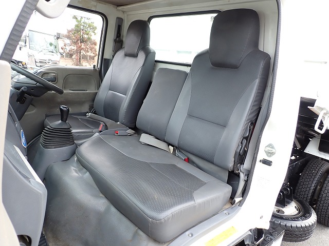 ISUZU Elf Truck
