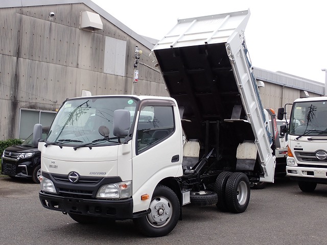 HINO Dutro