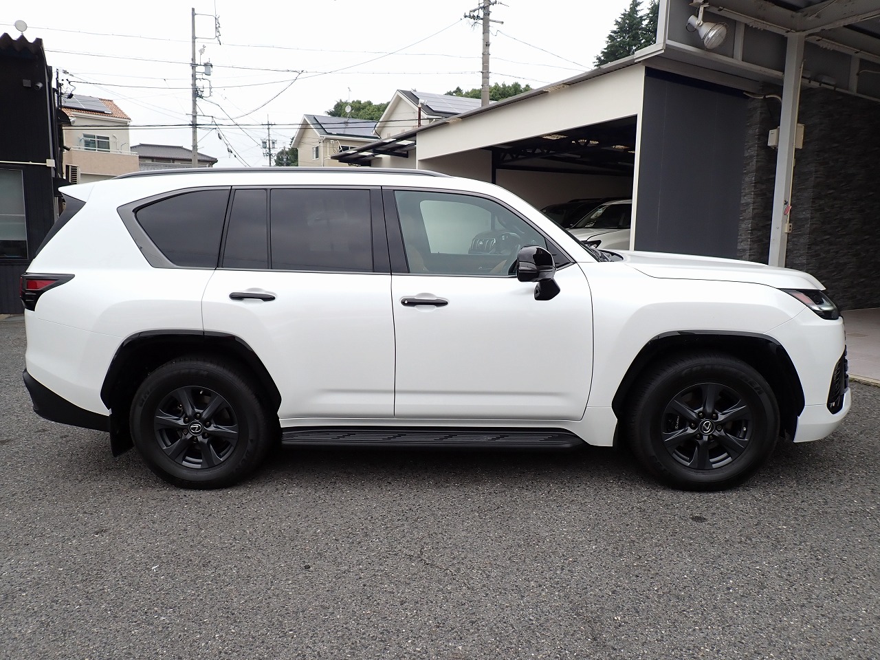 LEXUS LX