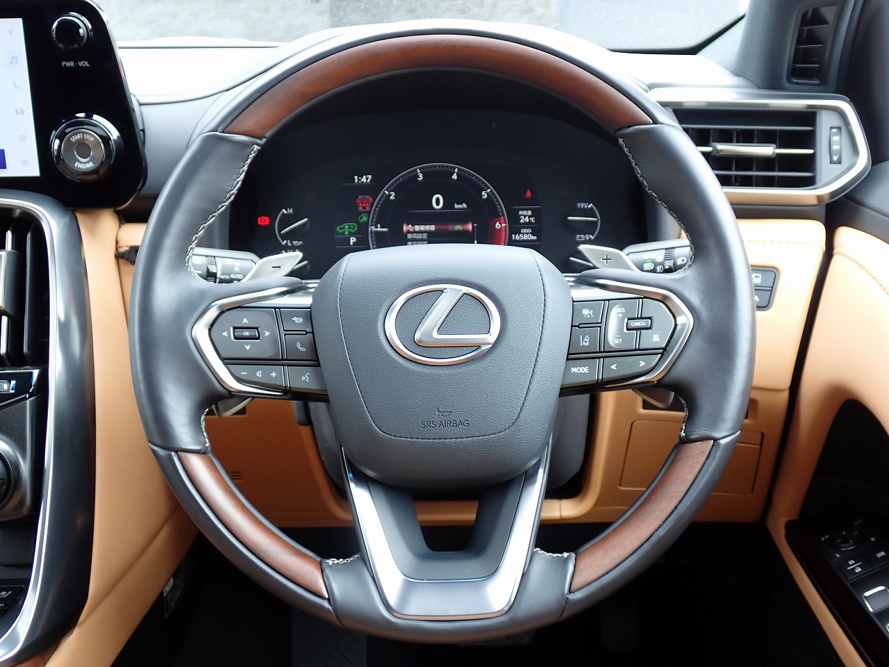 LEXUS LX