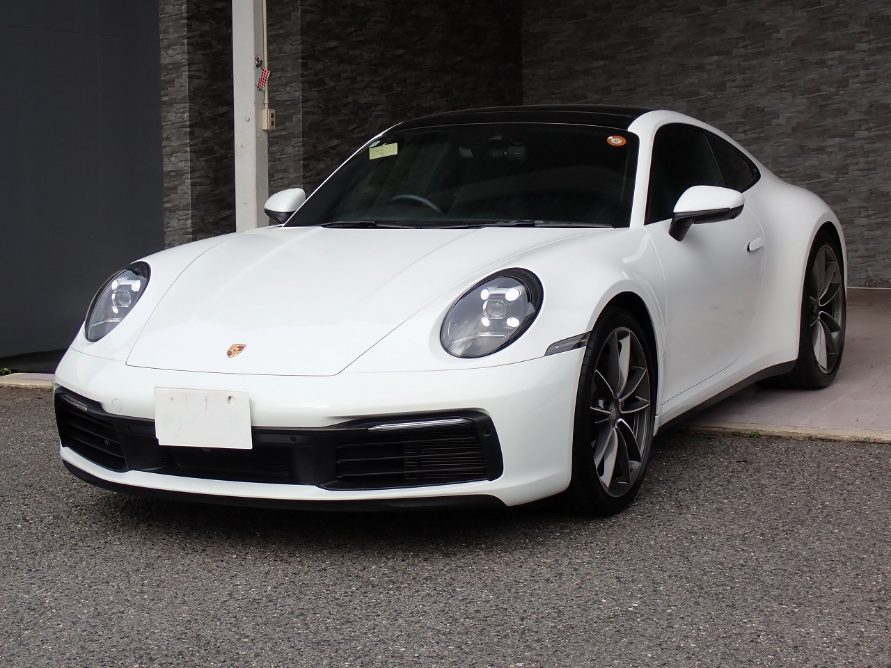 PORSCHE 911 Carrera