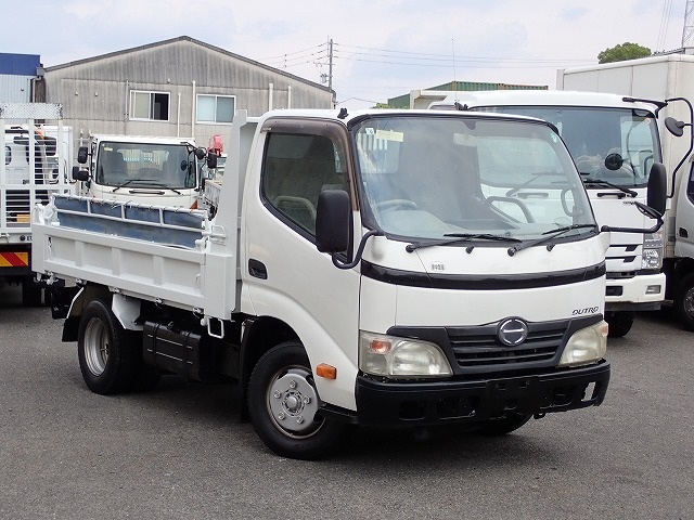 HINO Dutro