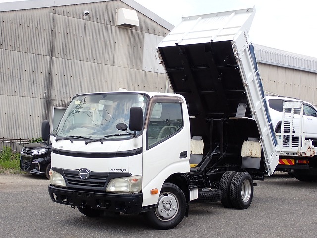 HINO Dutro
