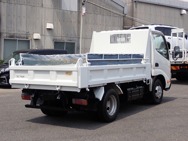 HINO Dutro
