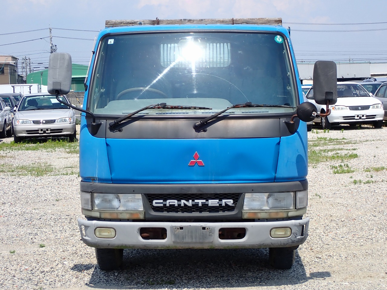 MITSUBISHI Canter