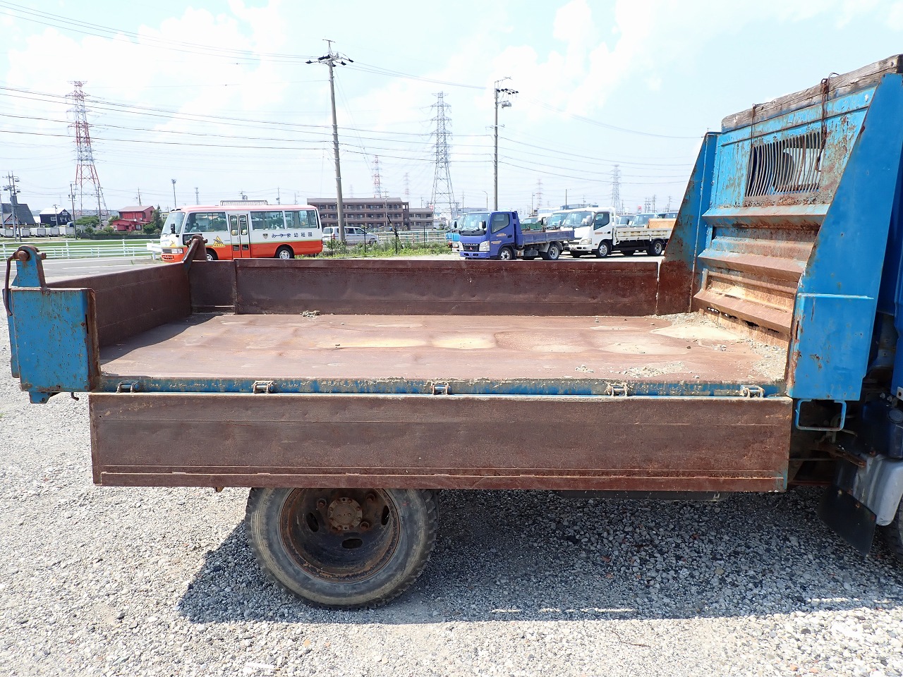 MITSUBISHI Canter