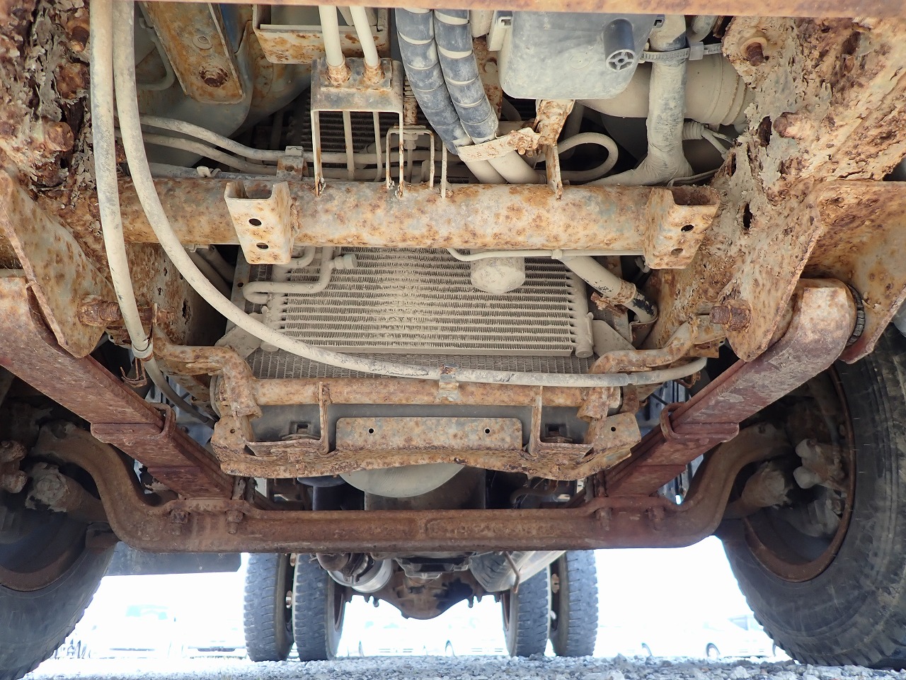 MITSUBISHI Canter