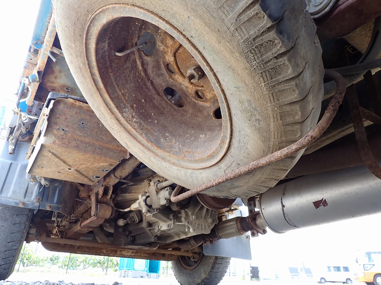 MITSUBISHI Canter
