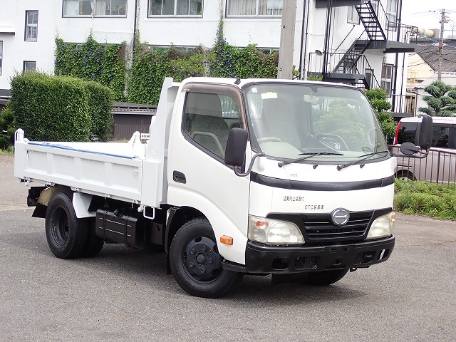 HINO Dutro