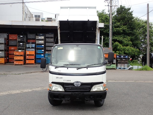 HINO Dutro