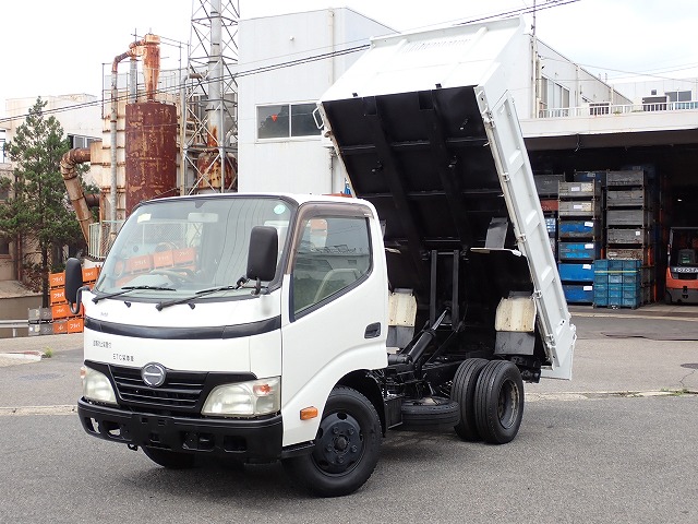 HINO Dutro