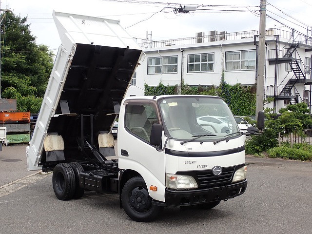 HINO Dutro