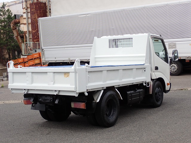 HINO Dutro