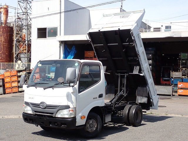 HINO Dutro