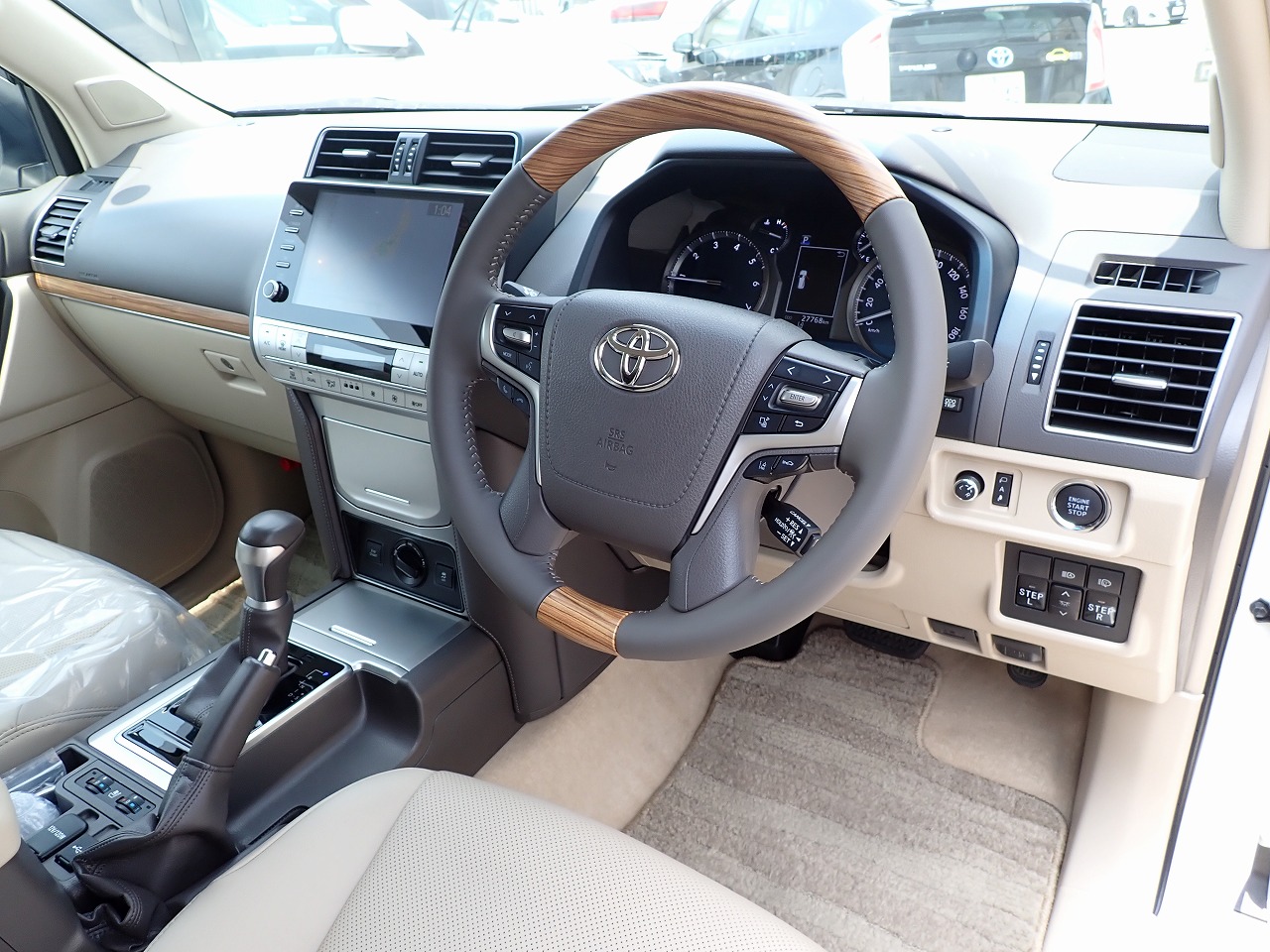 TOYOTA Land Cruiser Prado