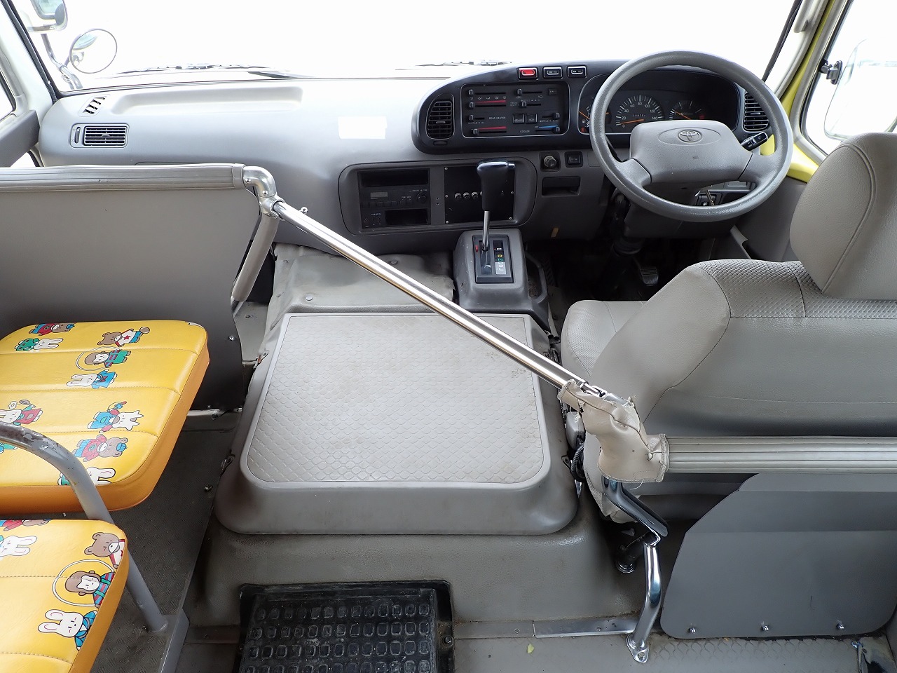TOYOTA Coaster