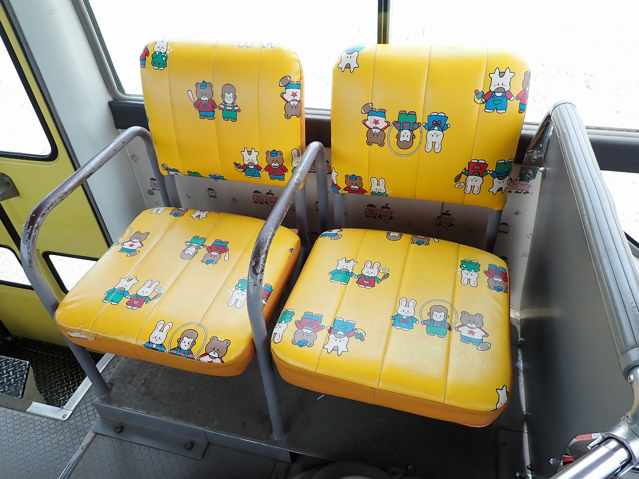 TOYOTA Coaster