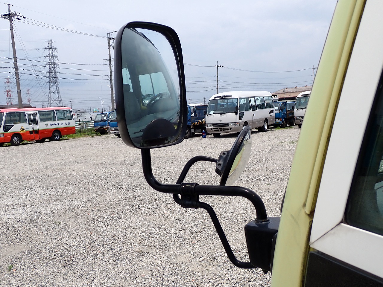 TOYOTA Coaster