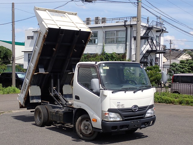 HINO Dutro