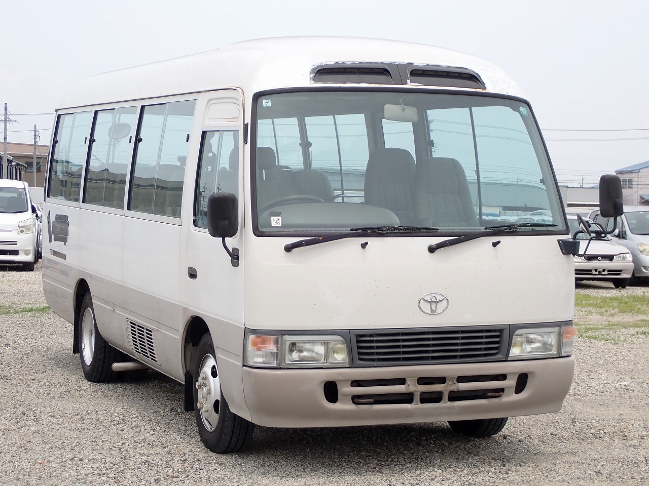 TOYOTA Coaster