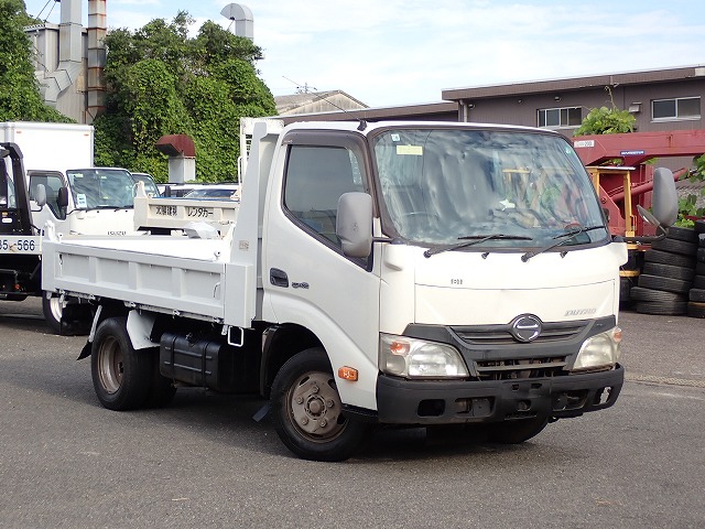 HINO Dutro