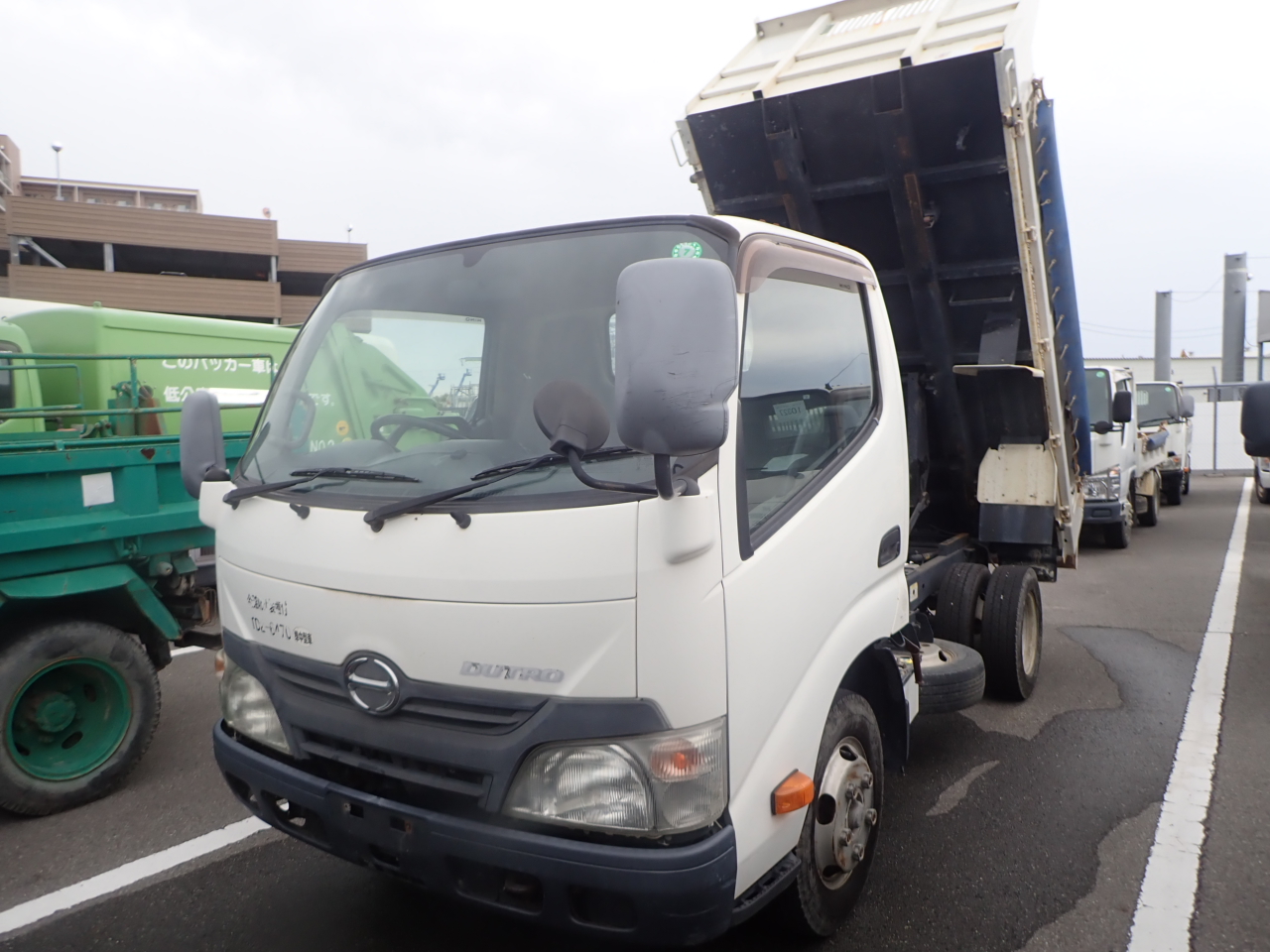 HINO Dutro