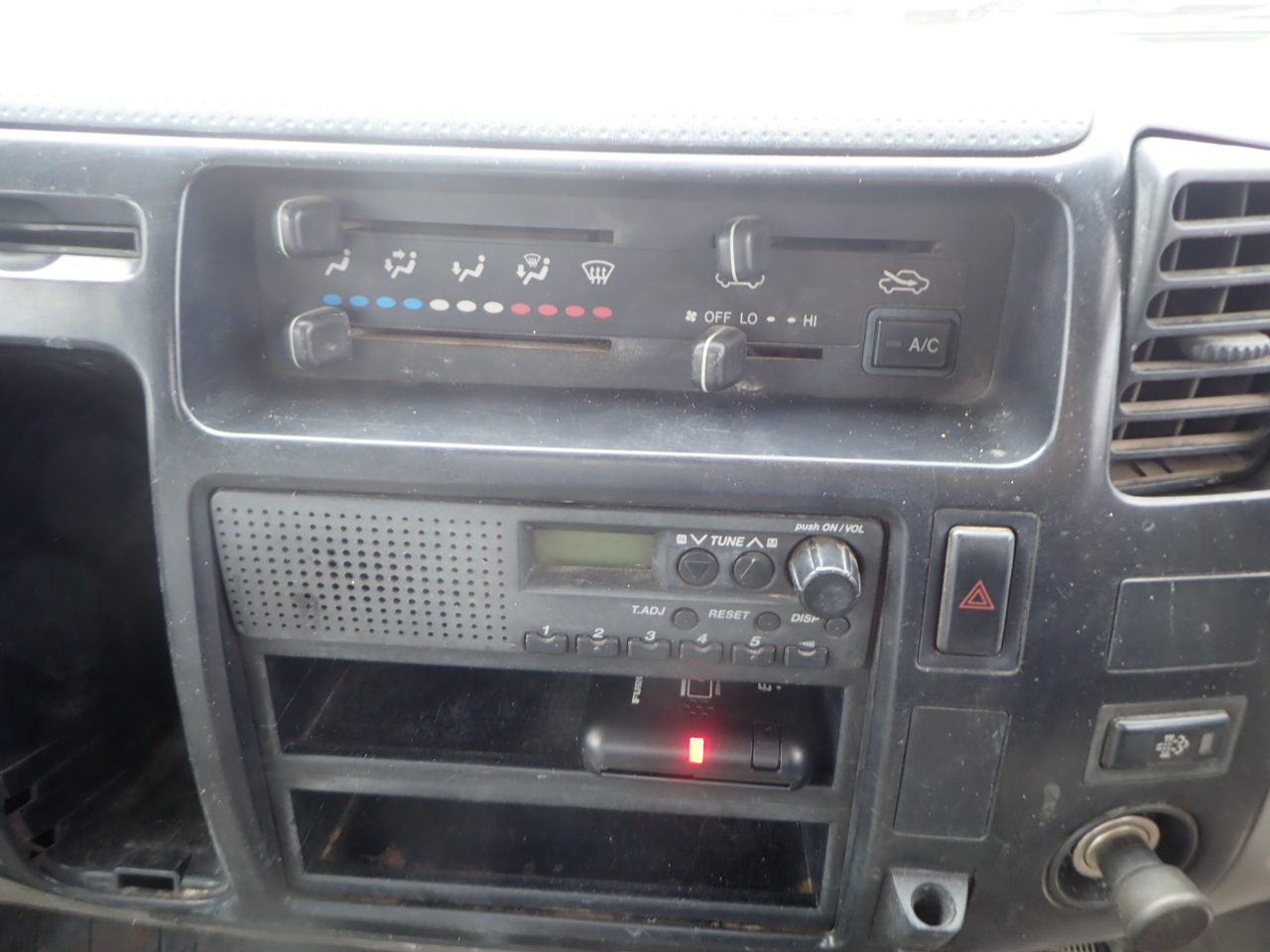 HINO Dutro
