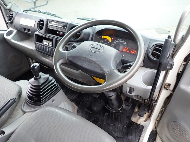 HINO Dutro