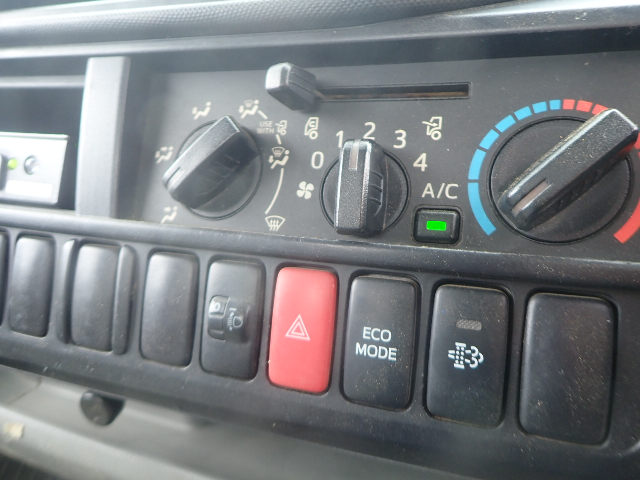 HINO Dutro