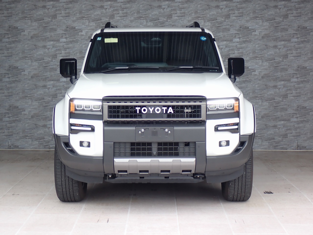 TOYOTA Land Cruiser 250