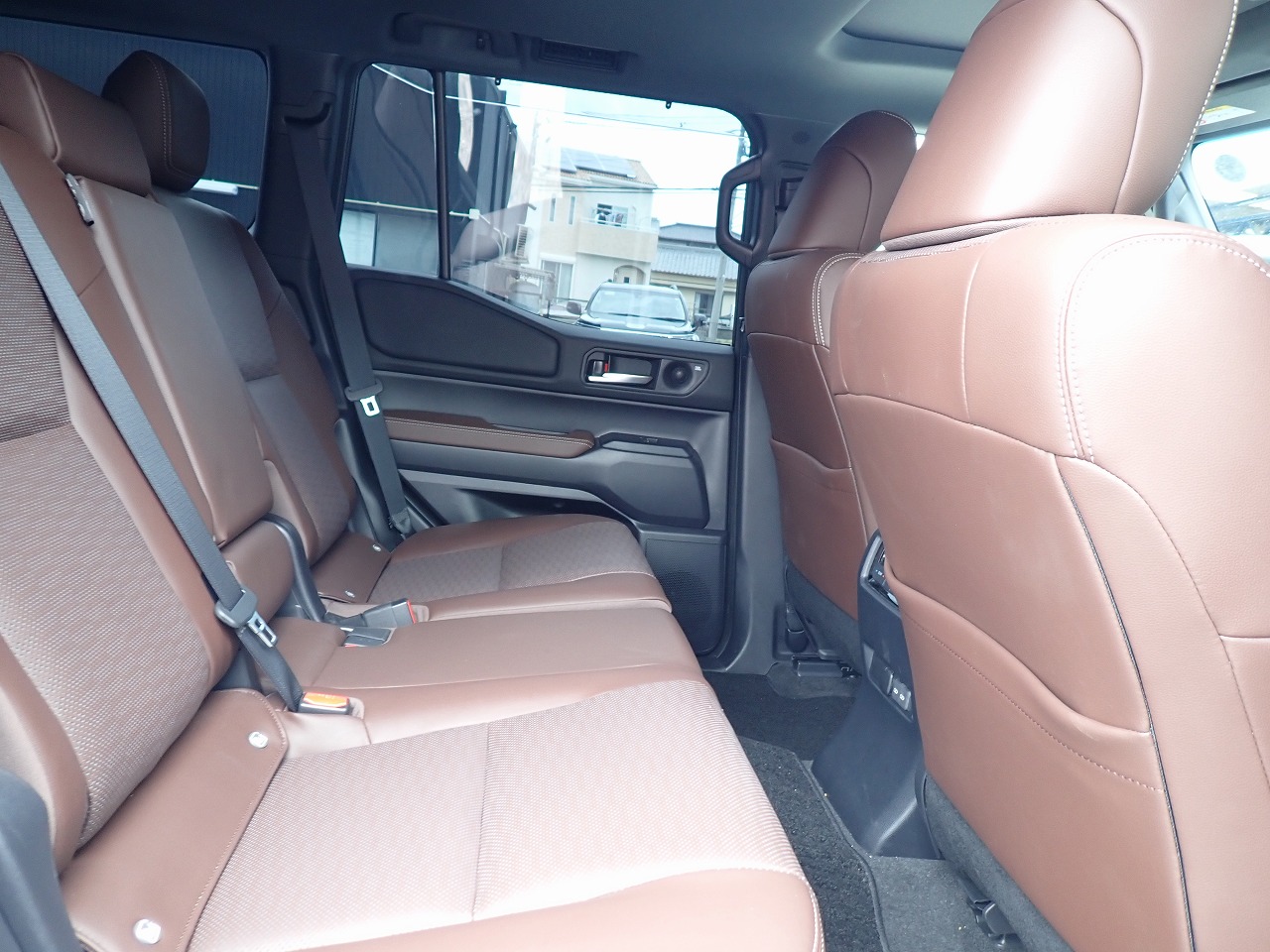 TOYOTA Land Cruiser 250