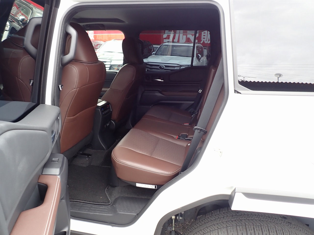 TOYOTA Land Cruiser 250