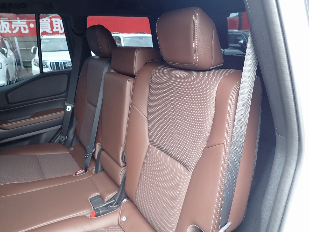 TOYOTA Land Cruiser 250