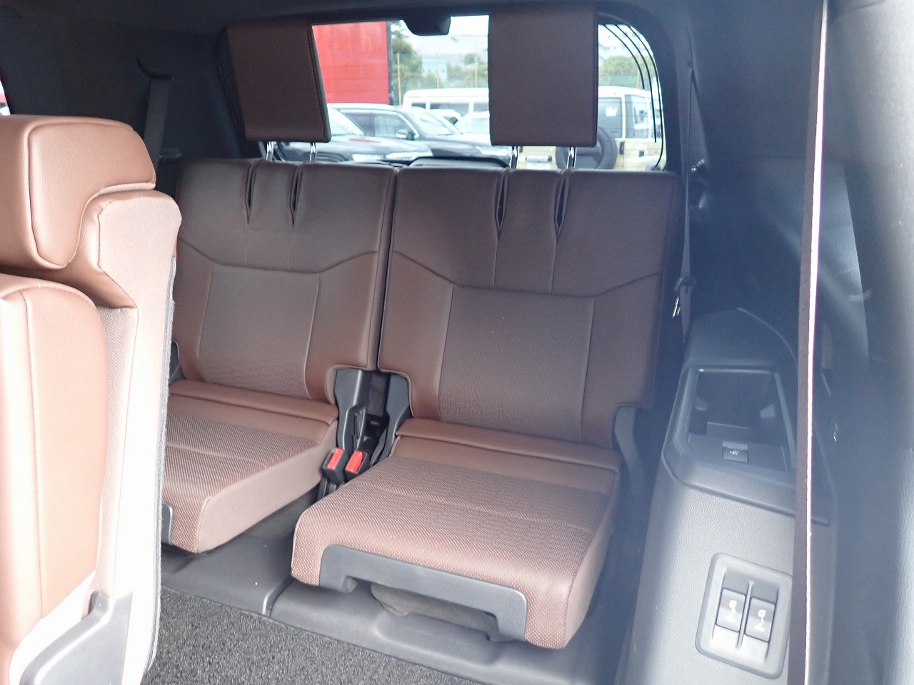 TOYOTA Land Cruiser 250