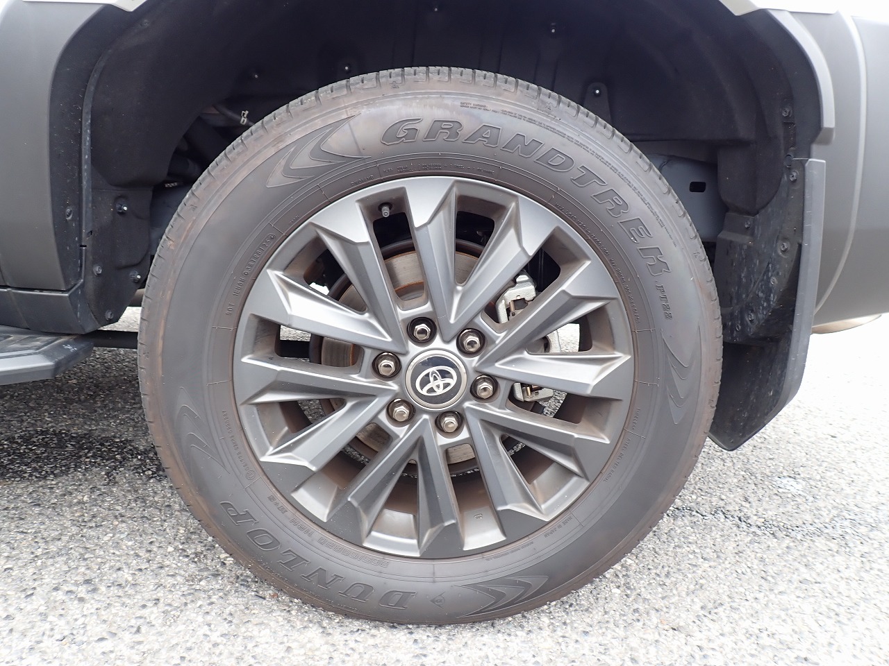 TOYOTA Land Cruiser 250