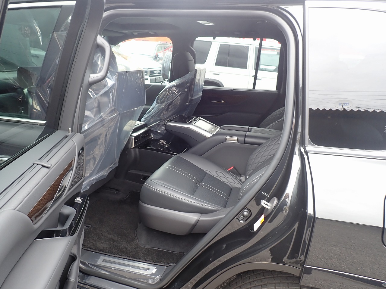 LEXUS LX