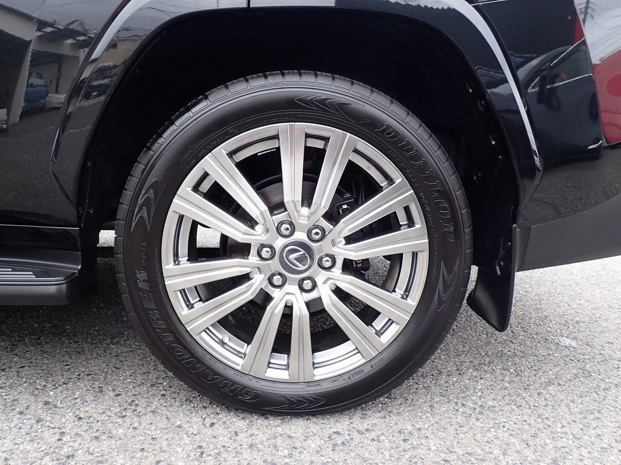 LEXUS LX