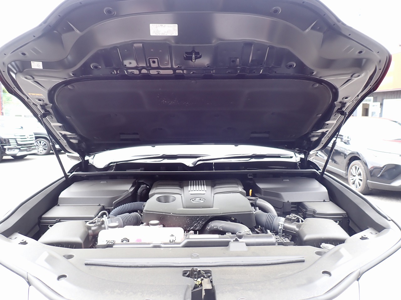 LEXUS LX