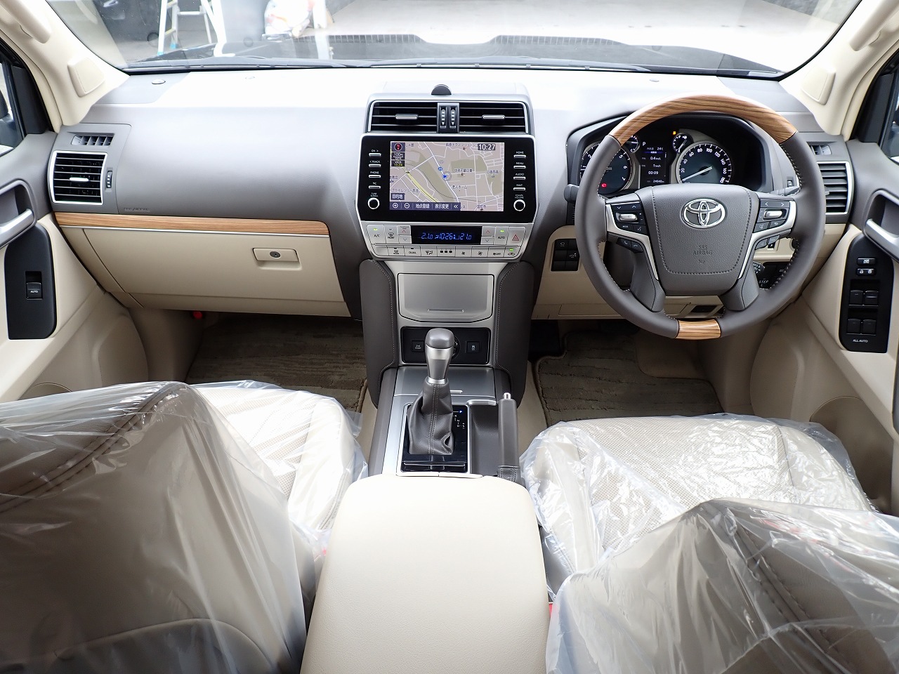 TOYOTA Land Cruiser Prado
