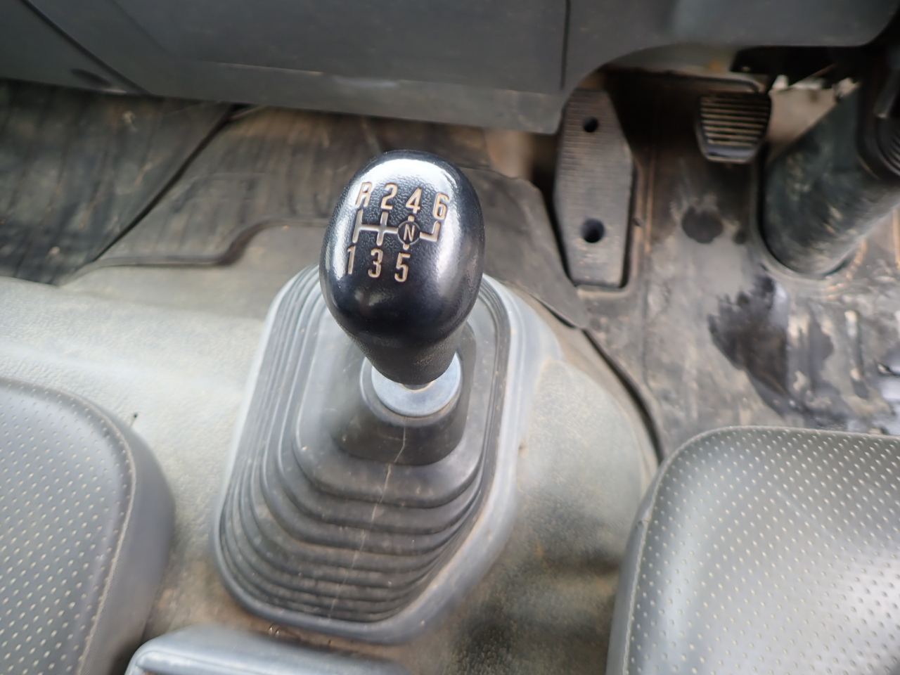 ISUZU Forward