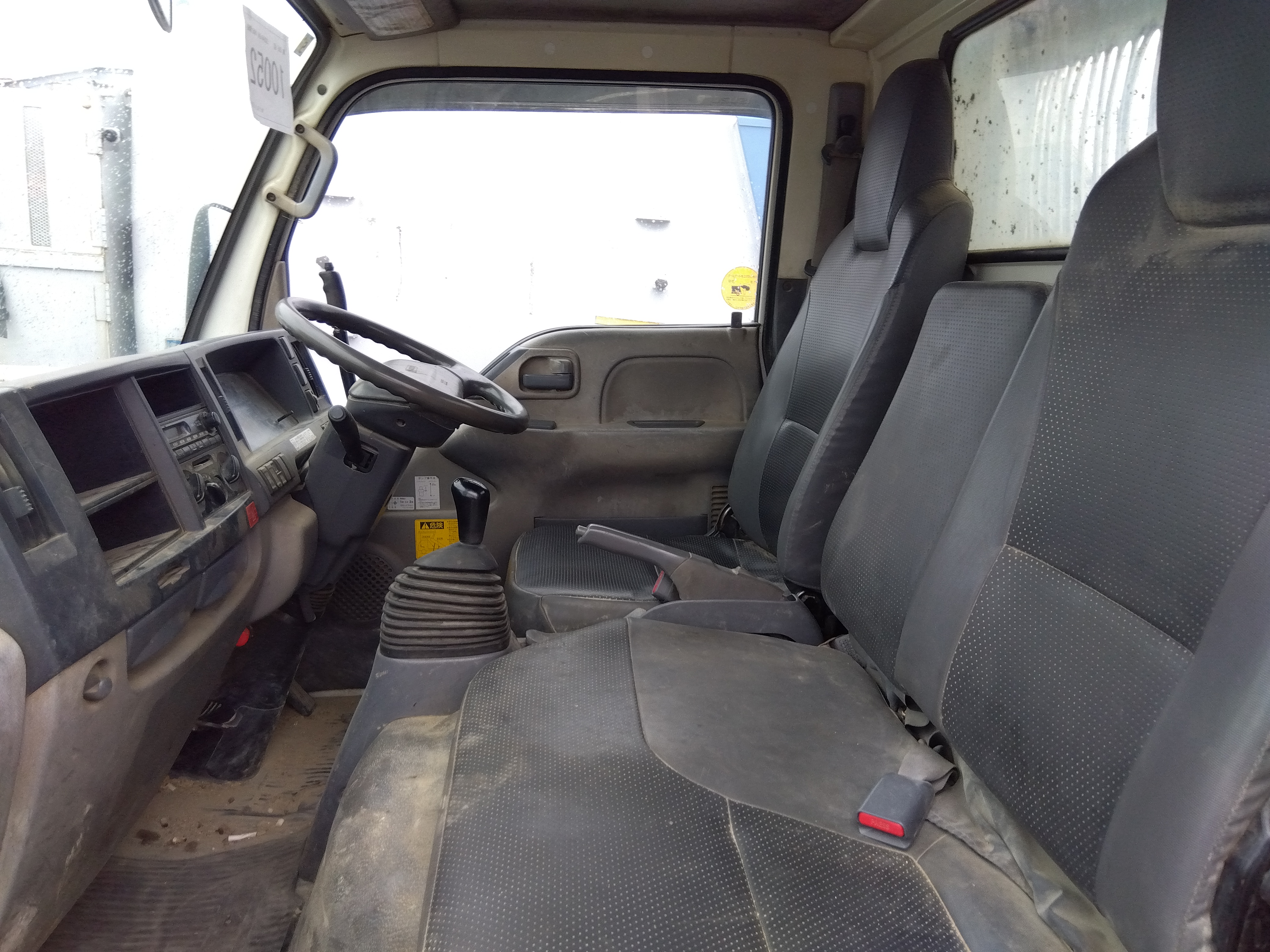 ISUZU Elf Truck