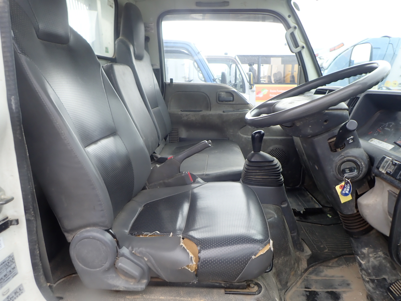 ISUZU Elf Truck