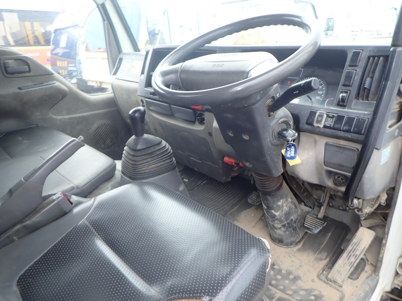 ISUZU Elf Truck