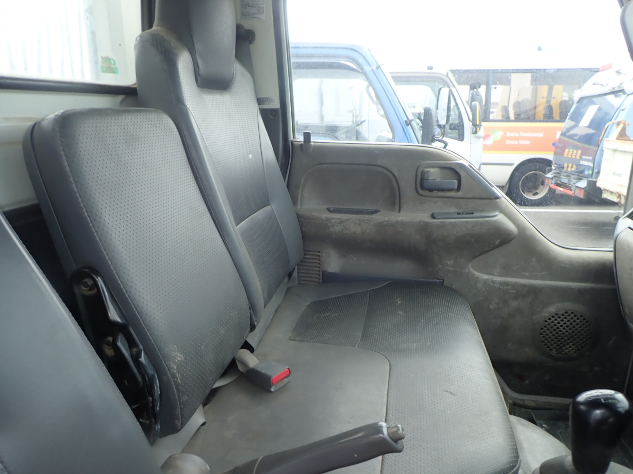 ISUZU Elf Truck