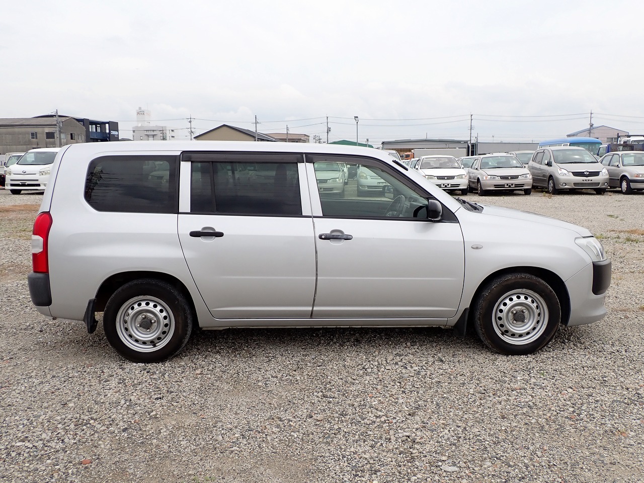 TOYOTA Succeed