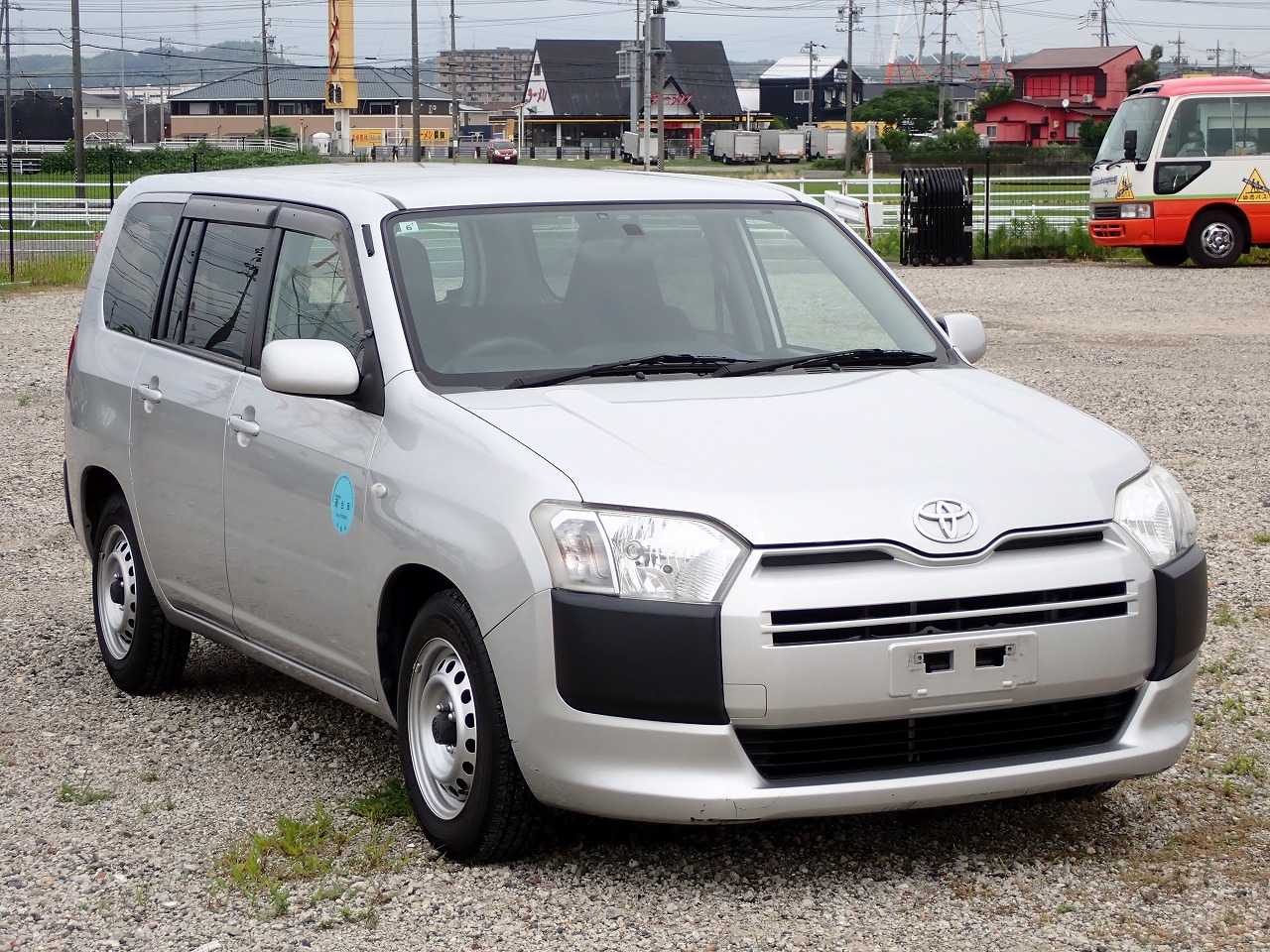 TOYOTA Succeed