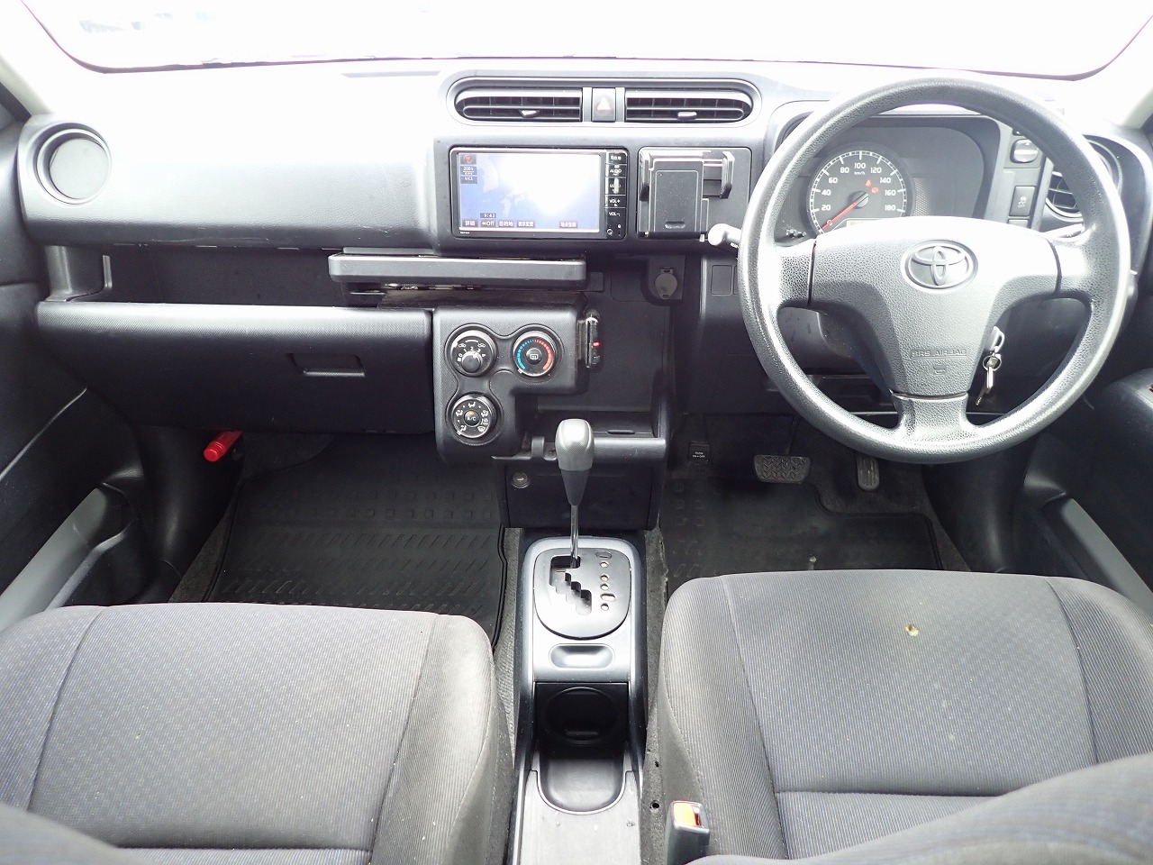 TOYOTA Succeed