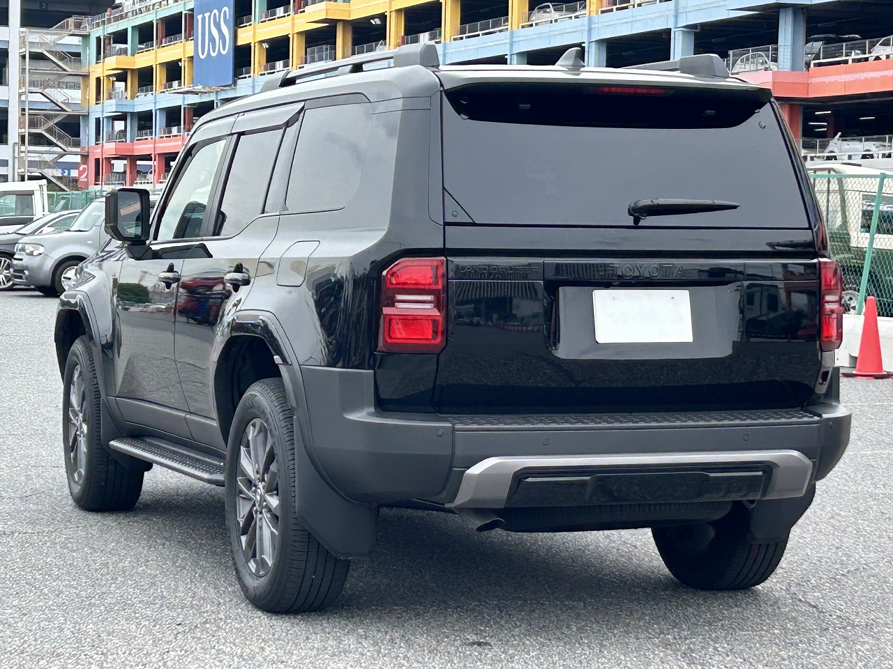 TOYOTA Land Cruiser 250